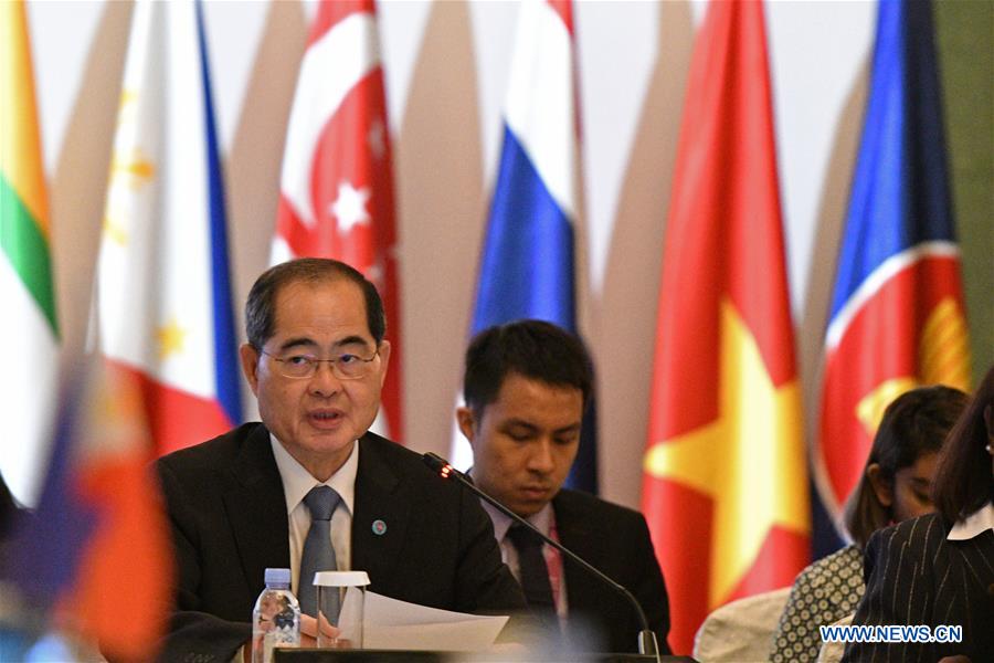 SINGAPORE-ASEAN-AEC-MEETING
