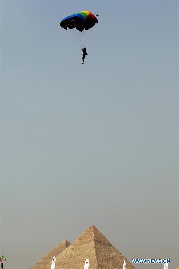 EGYPT-CAIRO-GREAT PYRAMIDS-AIR SPORTS FESTIVAL