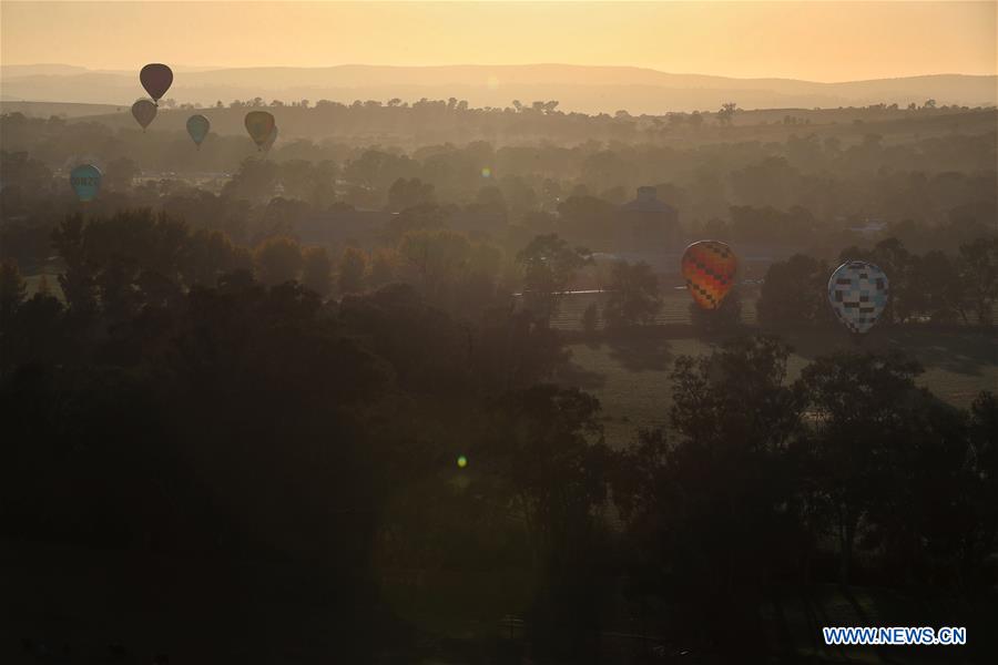 AUSTRALIA-CANOWINDRA-BALLOONS