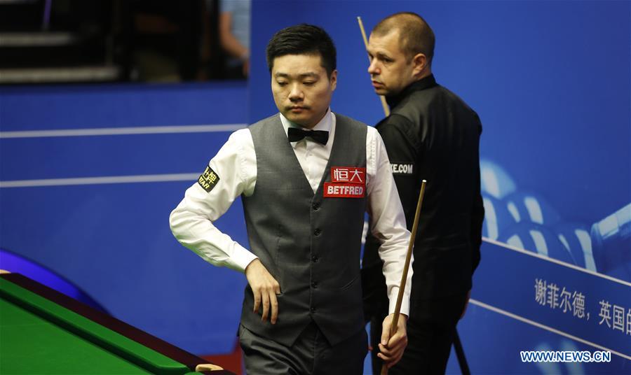 (SP)BRITAIN-SHEFFIELD-SNOOKER-WORLD CHAMPIONSHIP-QUARTERFINAL  
