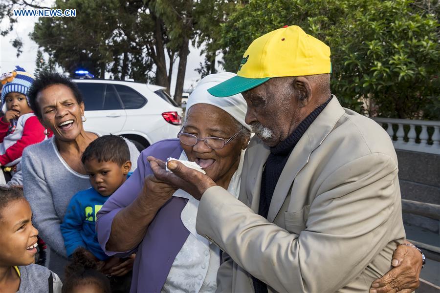 SOUTH AFRICA-CAPE TOWN-"WORLD