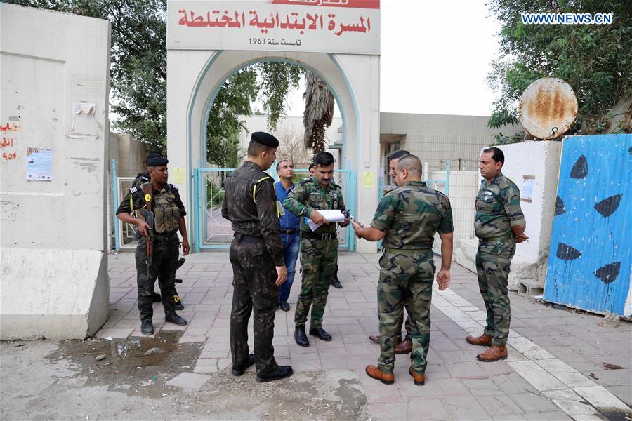 IRAQ-BAGHDAD-POLLING STATION-SECURITY
