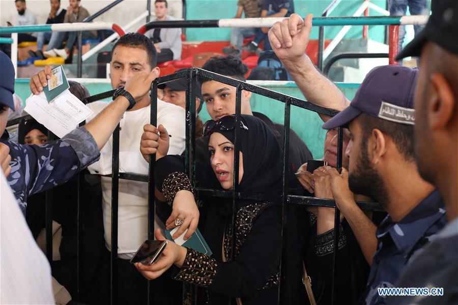 MIDEAST-GAZA-CROSSING-OPENING