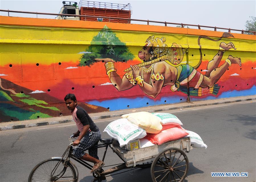 INDIA-NEW DELHI-STREET ART