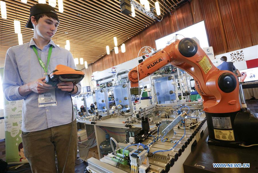 CANADA-VANCOUVER-BC TECH SUMMIT