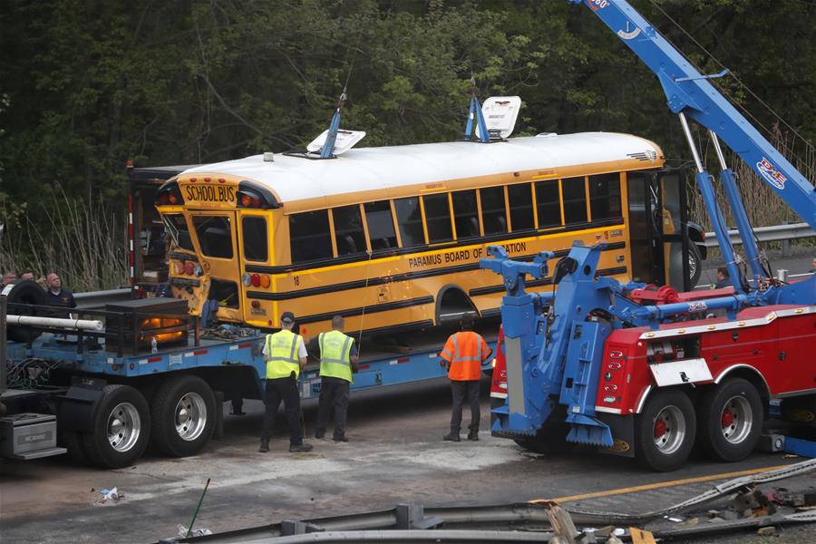 U.S.-NEW JERSEY-SCHOOL BUS-DUMP TRUCK-CRASH
