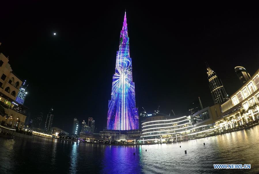 UAE-DUBAI-BURJ KHALIFA-LIGHT SHOW