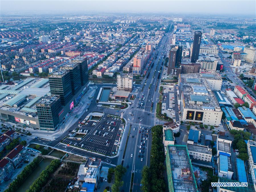 CHINA-ZHEJIANG-PUYUAN-TOWN-SWEATER(CN)