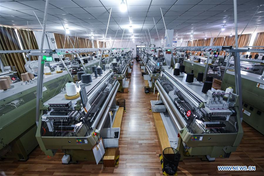 CHINA-ZHEJIANG-PUYUAN-TOWN-SWEATER(CN)