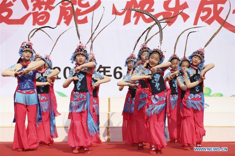 CHINA-CELEBRATIONS-INTERNATIONAL CHILDREN'S DAY (CN)