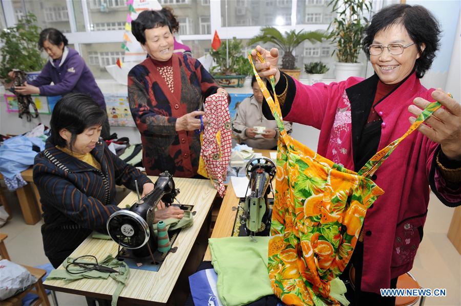 Xinhua Headlines: China battles plastic pollution