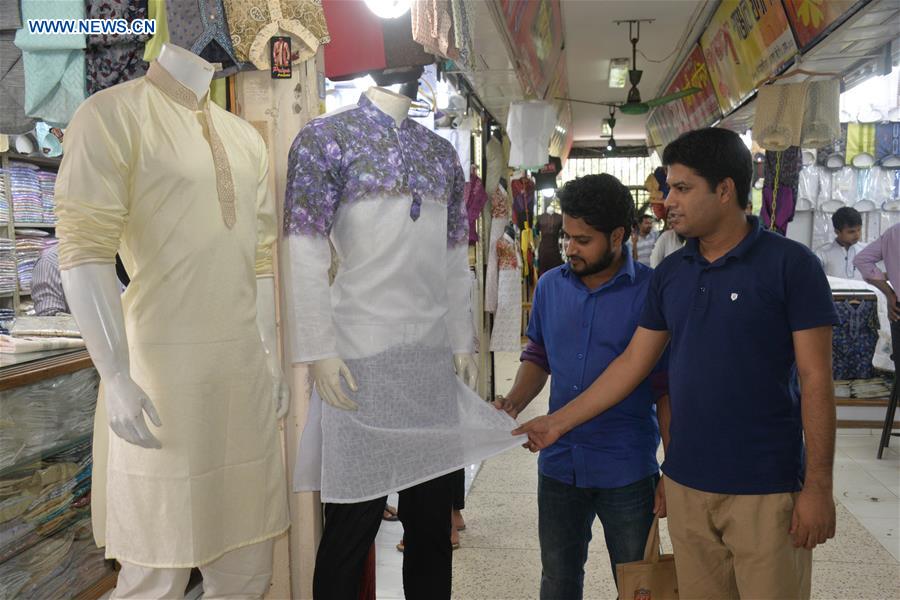 BANGLADESH-DHAKA-EID-SHOPPING