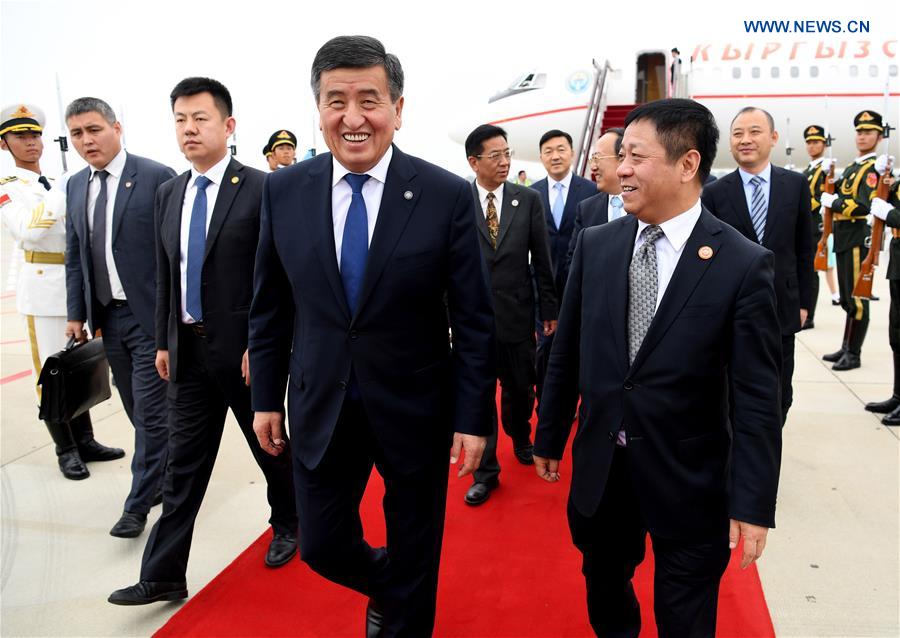 (SCO SUMMIT) CHINA-QINGDAO-SCO-KYRGYZSTAN-SOORONBAY JEENBEKOV-ARRIVAL (CN)