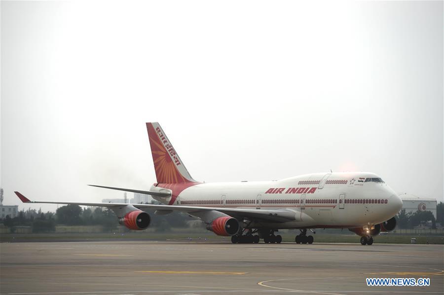 (SCO SUMMIT) CHINA-QINGDAO-SCO-INDIA-NARENDRA MODI-ARRIVAL (CN)