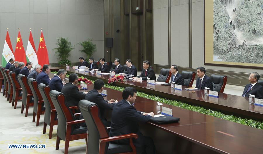(SCO SUMMIT) CHINA-QINGDAO-XI JINPING-TAJIKISTAN-EMOMALI RAHMON-MEETING (CN)