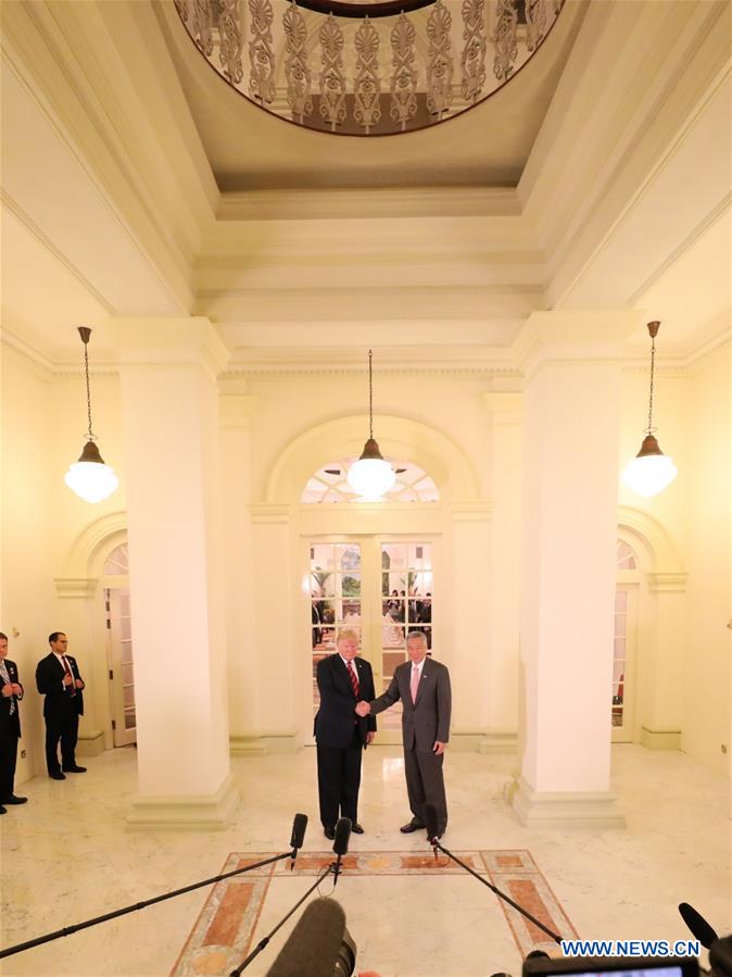 SINGAPORE-TRUMP-LEE HSIEN LOONG-MEETING