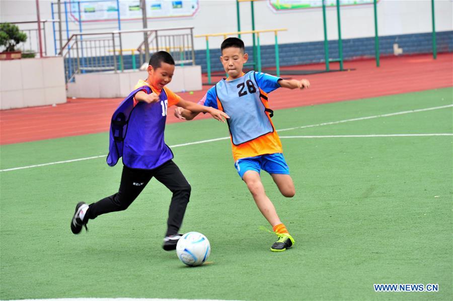 #CHINA-HUBEI-CHILDREN FOOTBALL (CN)