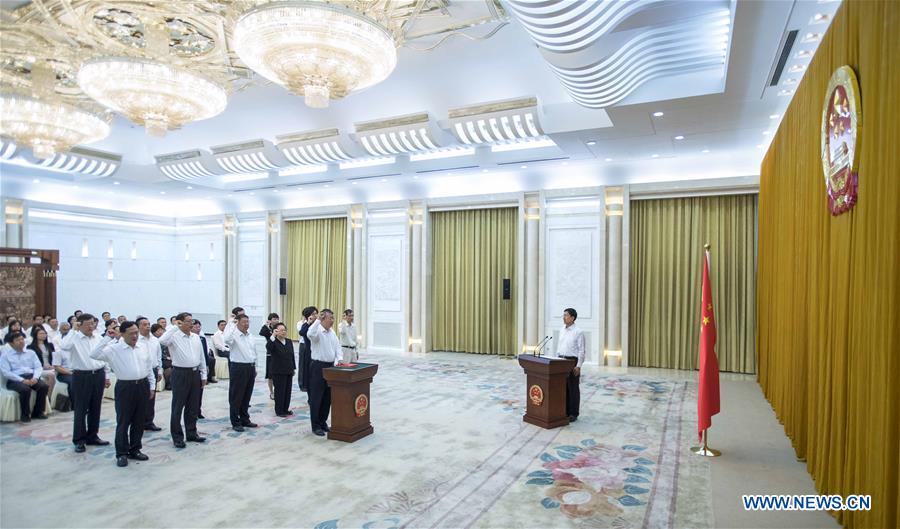 CHINA-BEIJING-NPC-CONSTITUTION-OATH-CEREMONY (CN)