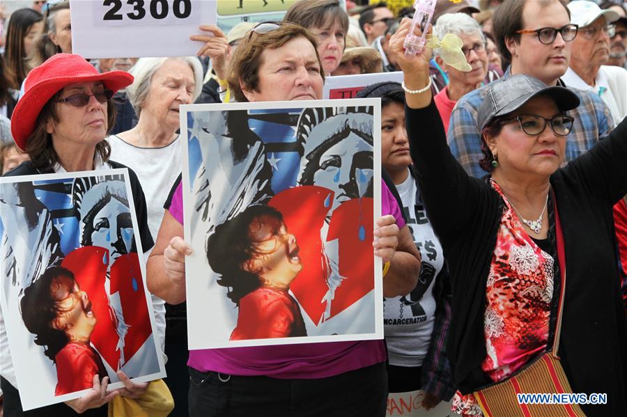 U.S.-SAN DIEGO-RALLY