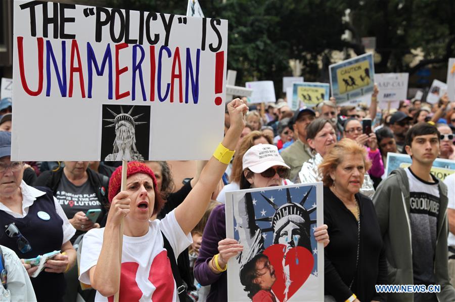 U.S.-SAN DIEGO-RALLY