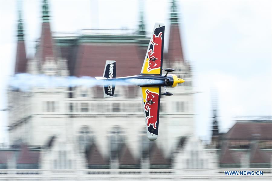 (SP)HUNGARY-BUDAPEST-RED BULL-AIR RACE