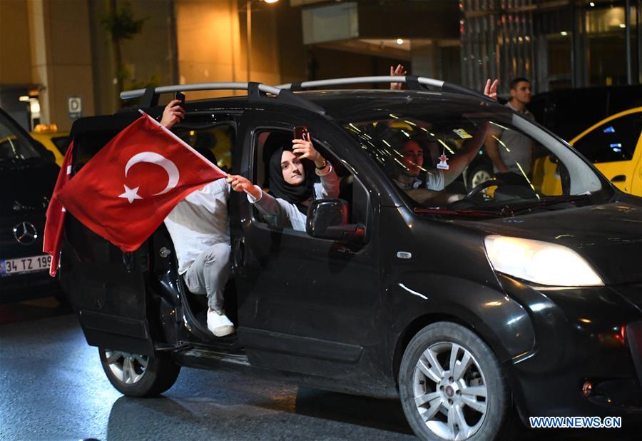 TURKEY-ISTANBUL-ELECTION-ERDOGAN'S SUPPORTERS-CELEBRATION