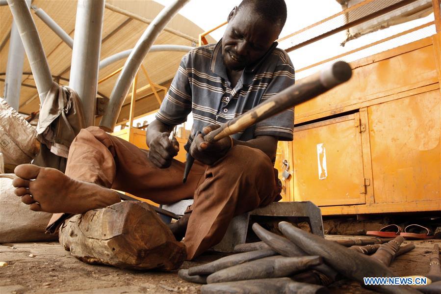 SUDAN-KHARTOUM-WOODEN CRAFT
