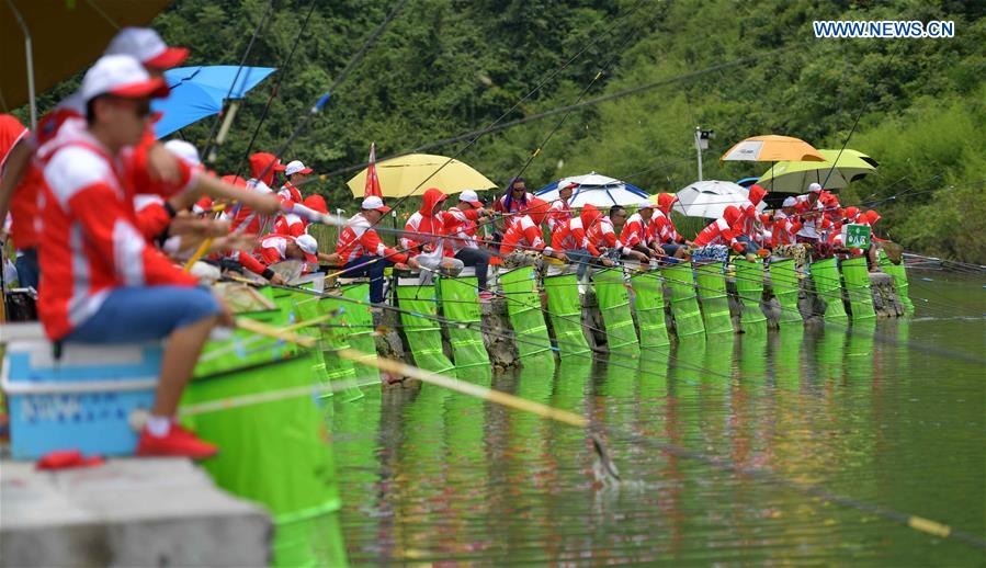 #CHINA-HUBEI-ENSHI-FISHING-COMPETITION (CN)