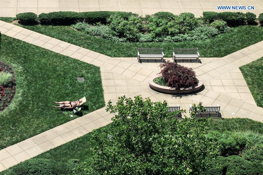 Hot weather hits New York City Xinhua English.news.cn