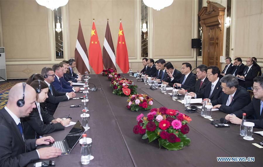 BULGARIA-SOFIA-CHINESE PREMIER-LATVIAN PM-MEETING