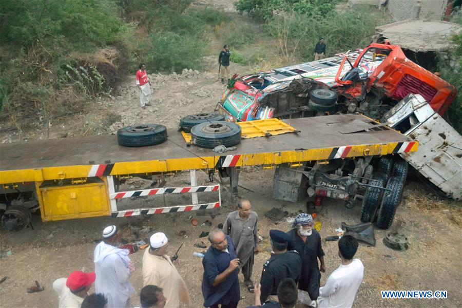 PAKISTAN-SINDH-ROAD ACCIDENT
