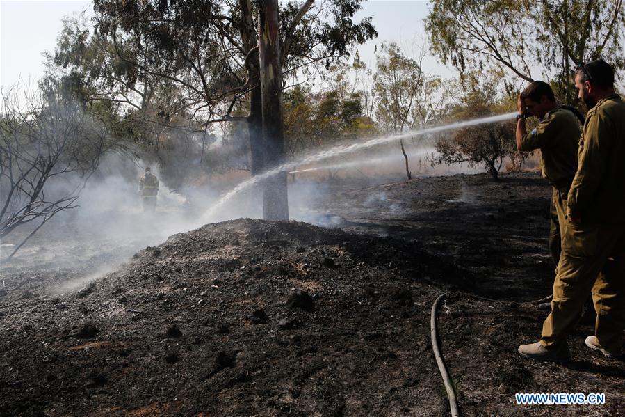 MIDEAST-NAHAL OZ-FIRE