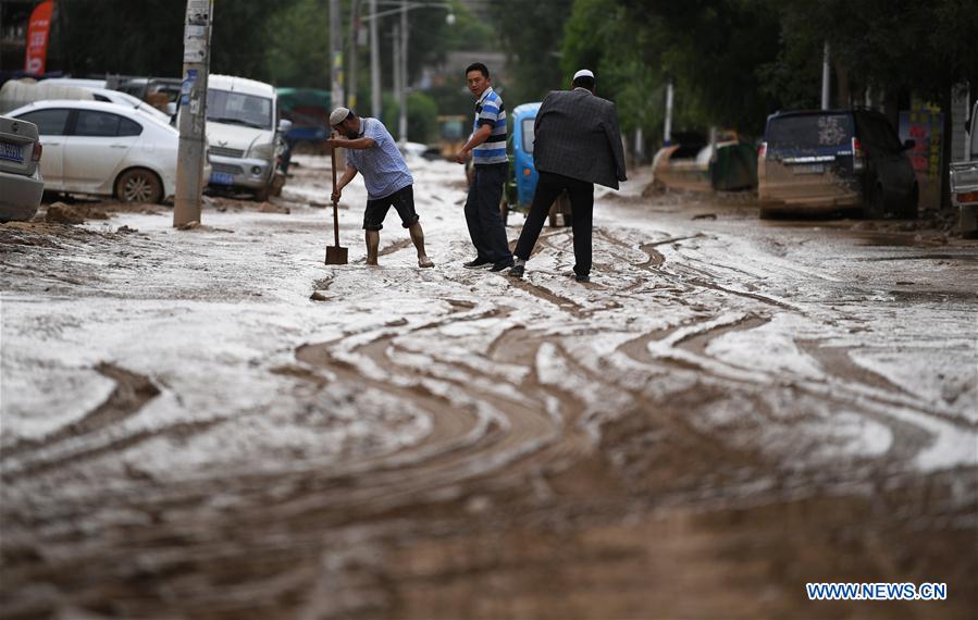 CHINA-GANSU-LINXIA-TORRENTIAL RAINS (CN)