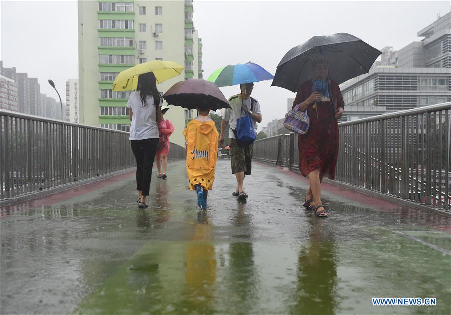 CHINA-BEIJING-HEAVY RAIN-YELLOW ALERT(CN)