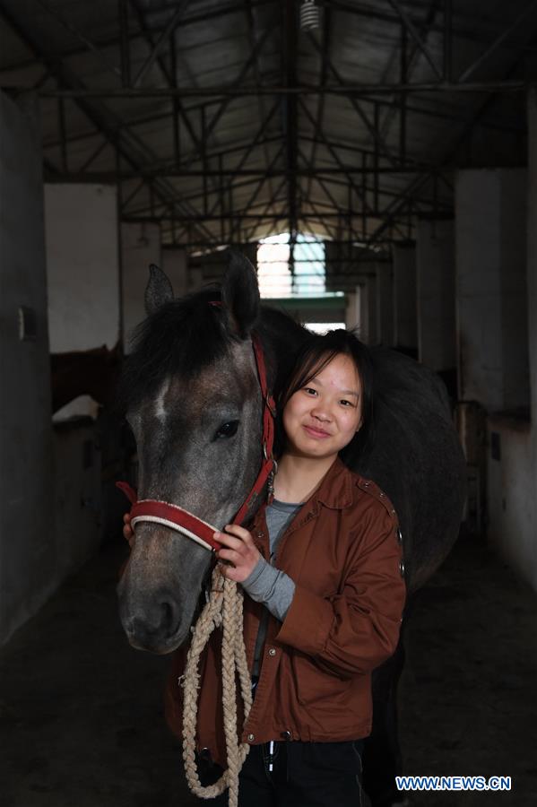 CHINA-JIANGXI-EQUESTRIANISM-RIDING SCHOOL-TEENAGER (CN)