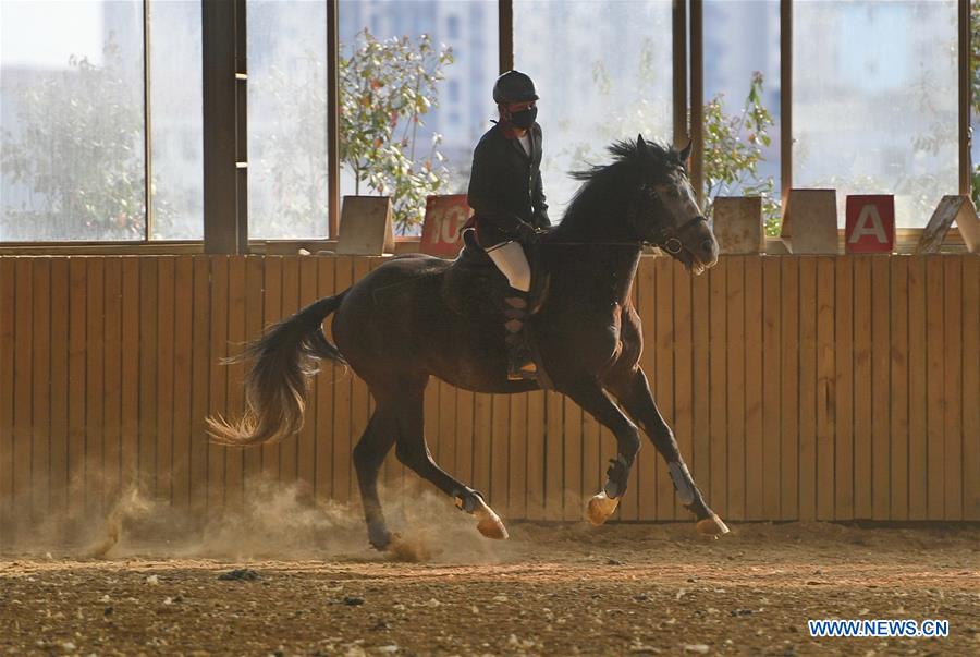 CHINA-JIANGXI-EQUESTRIANISM-RIDING SCHOOL-TEENAGER (CN)