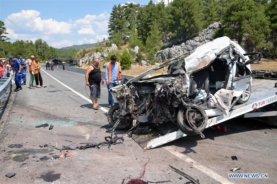 TURKEY-ANTALYA-BUS-ACCIDENT-CHINESE TOURISTS