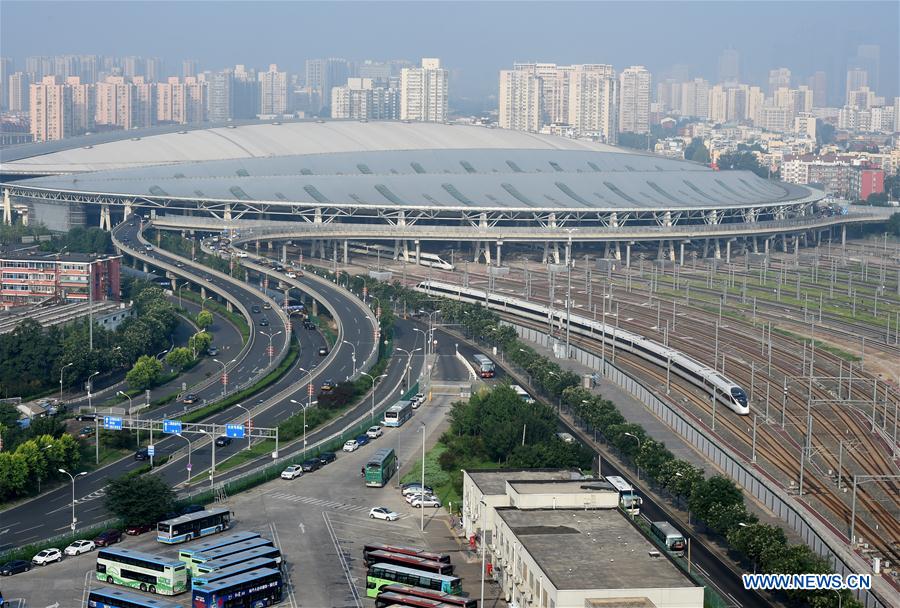 Xinhua Headlines: All aboard: China's high-speed rail 10 years on