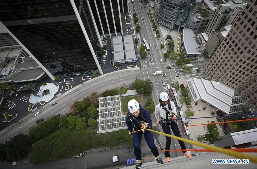 CANADA-VANCOUVER-ROPE FOR HOPE