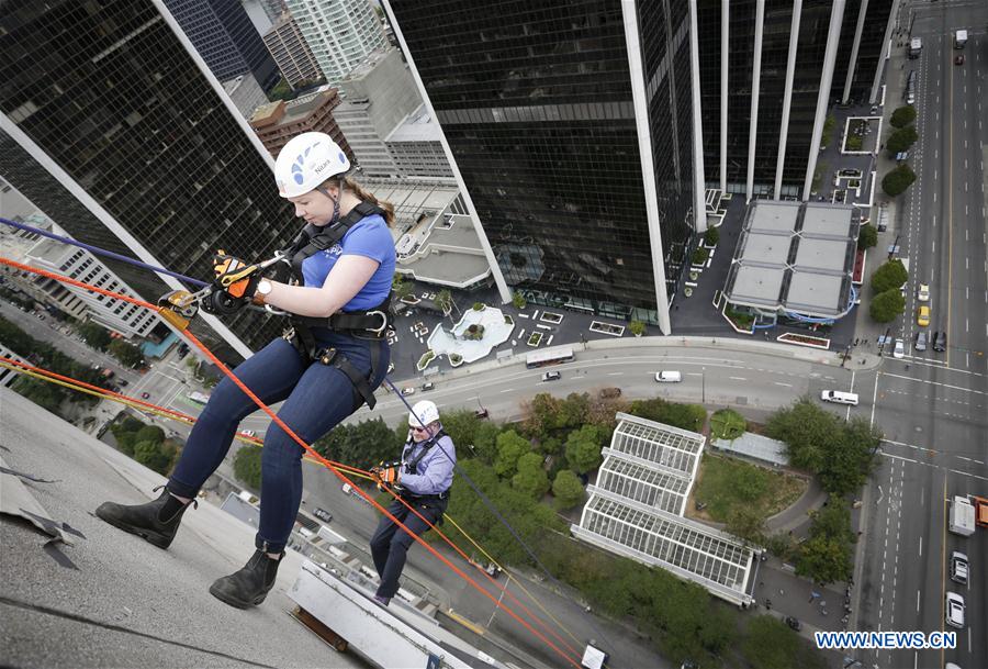 CANADA-VANCOUVER-ROPE FOR HOPE