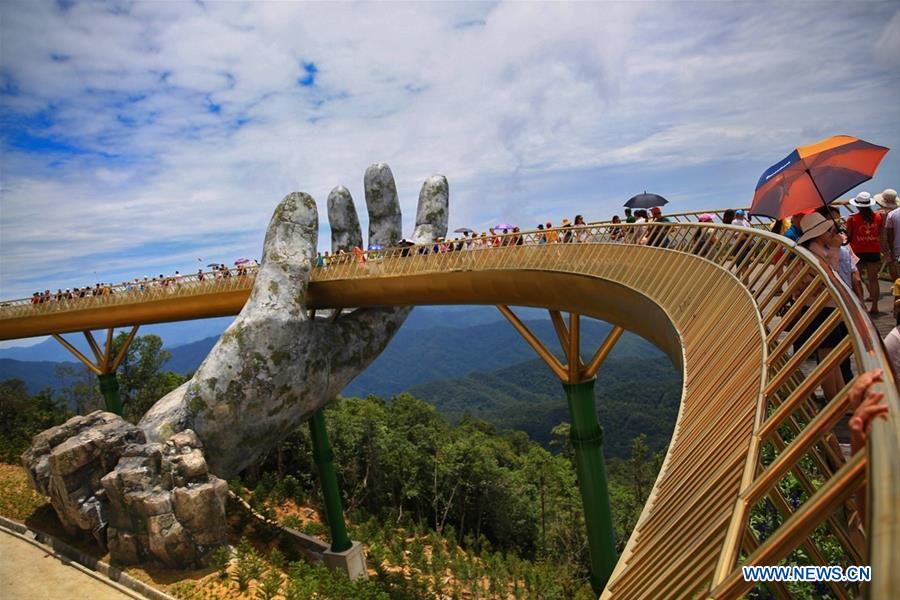 VIETNAM-DA NANG-TOURISM-GOLDEN BRIDGE