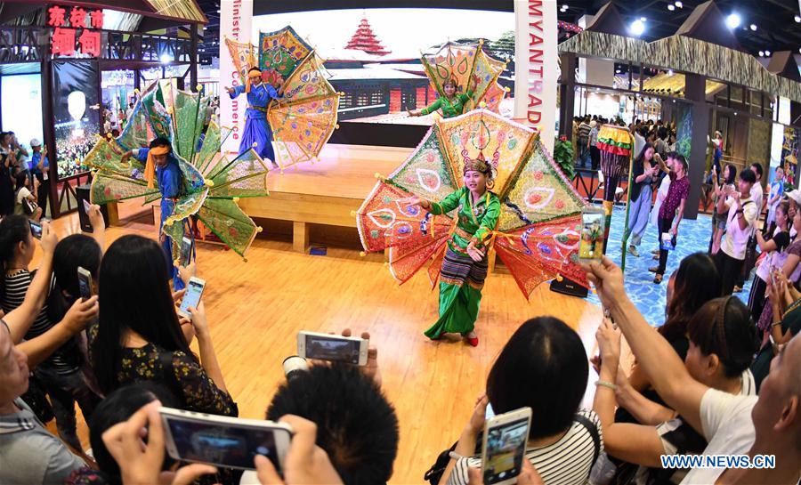 Xinhua Headlines: China, ASEAN strive to build closer community with shared future on anniversary of strategic partnership