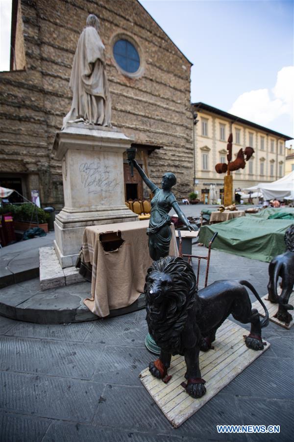 ITALY-AREZZO-ANTIQUE FAIR