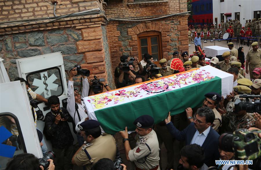 INDIAN-CONTROLLED KASHMIR-SRINAGAR-WREATH LAYING CEREMONY-SECURITY PERSONNEL KILLED