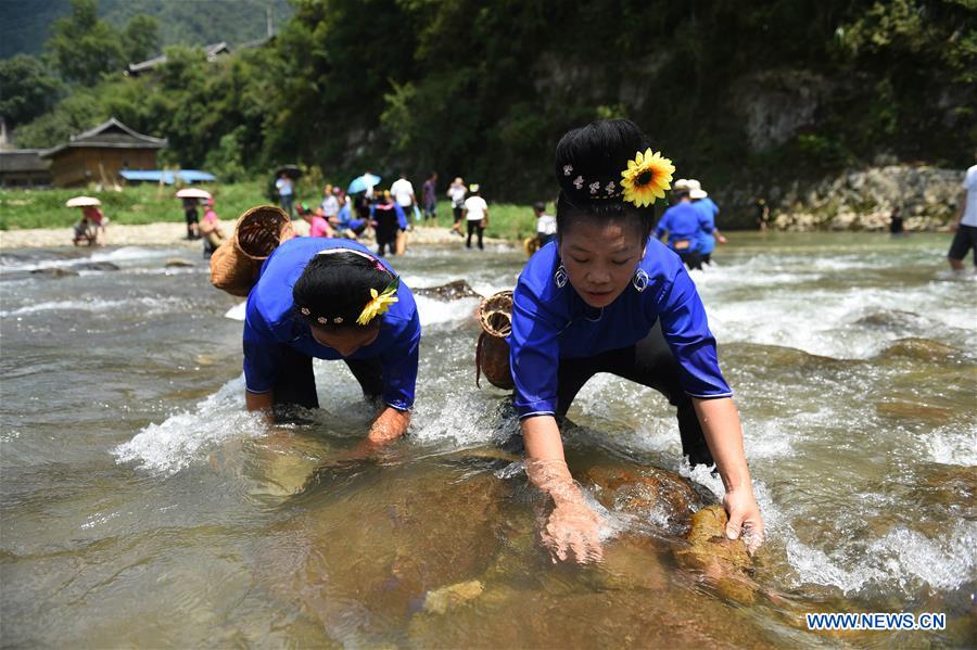 #CHINA-GUIZHOU-TAIJIANG-FISH CATCHING (CN)