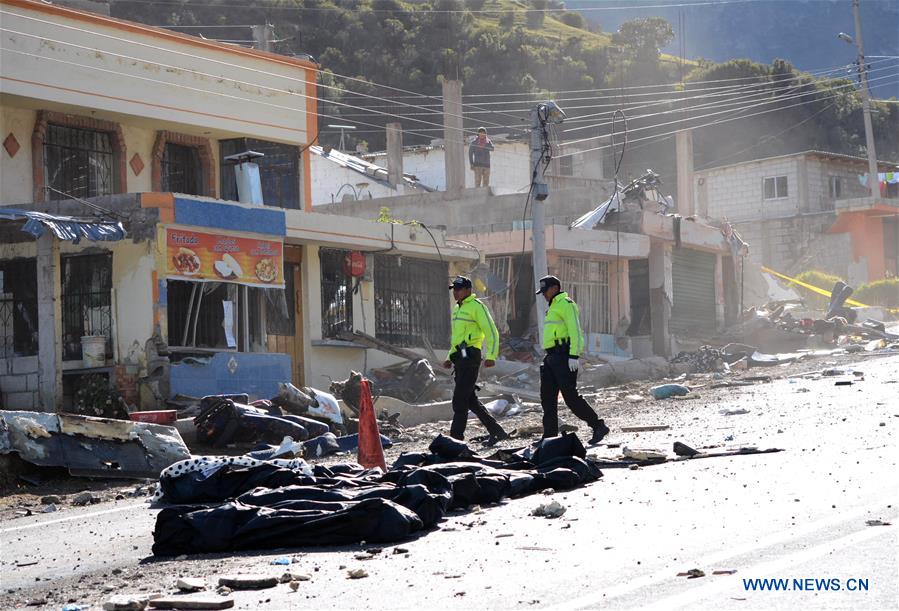 ECUADOR-QUITO-BUS ACCIDENT