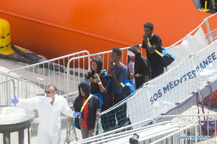 MALTA-SENGLEA-HUMANITARIAN VESSEL-MIGRANTS-DOCKING