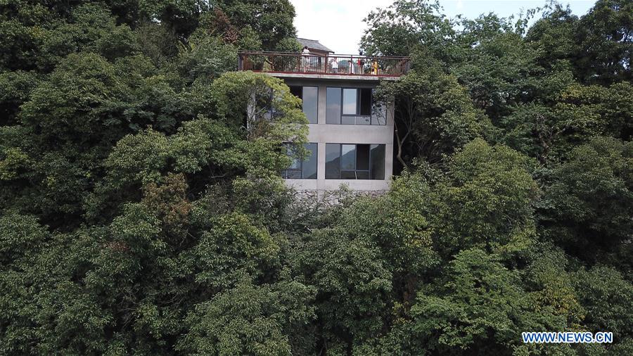 CHINA-ZHEJIANG-LISHUI-GUESTHOUSE (CN)