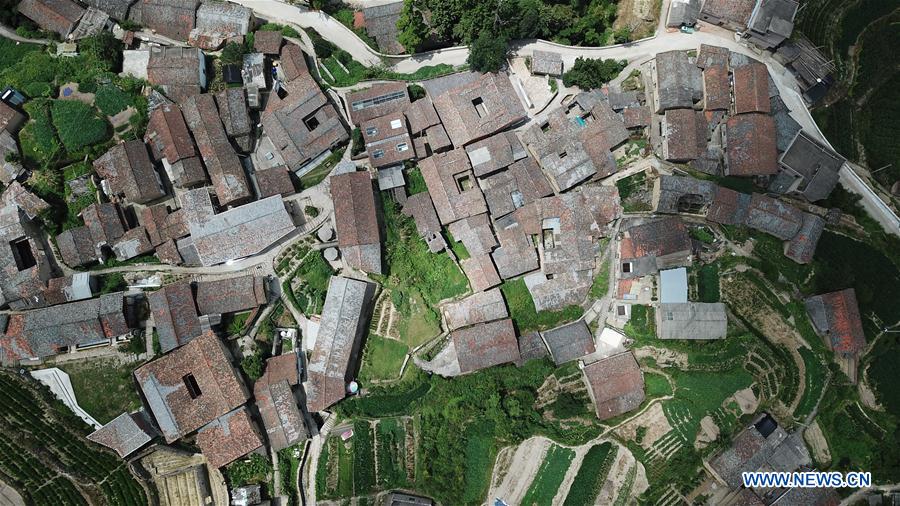 CHINA-ZHEJIANG-LISHUI-GUESTHOUSE (CN)