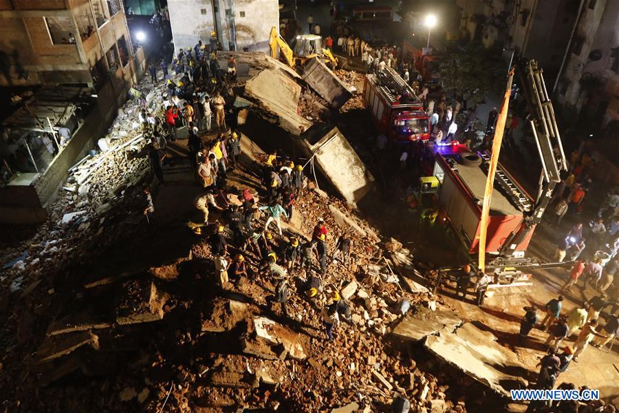 INDIA-AHMEDABAD-BUILDING COLLAPSE
